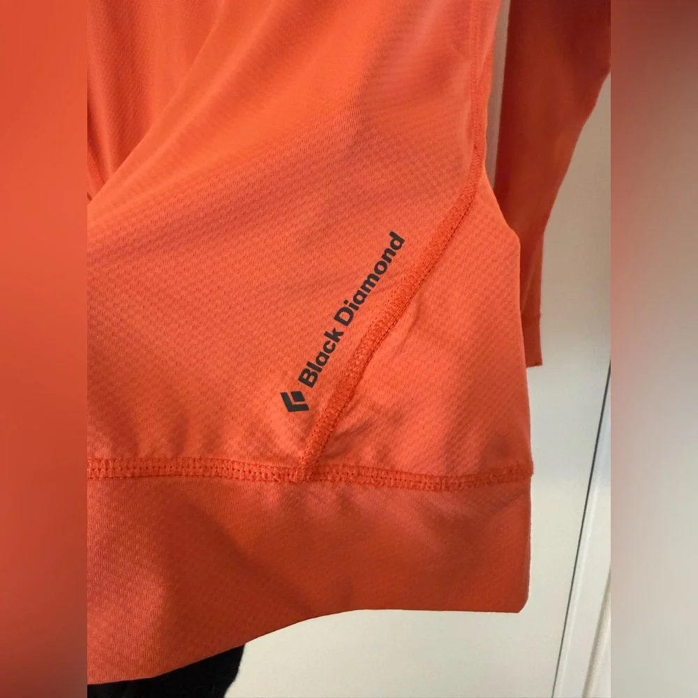 Black Diamond Alpenglow Hooded Long-Sleeve Shirt Size L - Picture 3 of 8